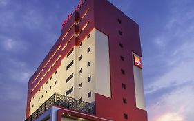 Ibis Pontianak City Center